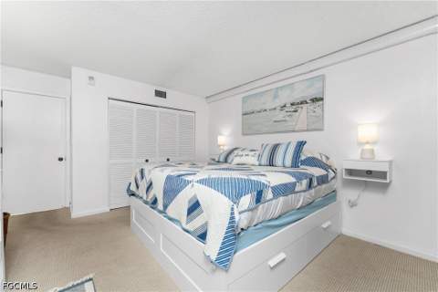 3170 Matecumbe Key Rd 115, Punta Gorda FL - photo 22 of 38