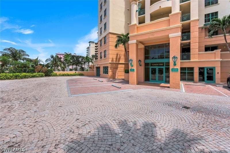 3 bedroom Condominium at 980 Cape Marco Dr 1602, Monterrey At Cape Marco, Marco Island — photo 2