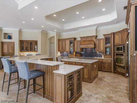 7051 Hunters Rd, Naples FL - photo 15 of 50