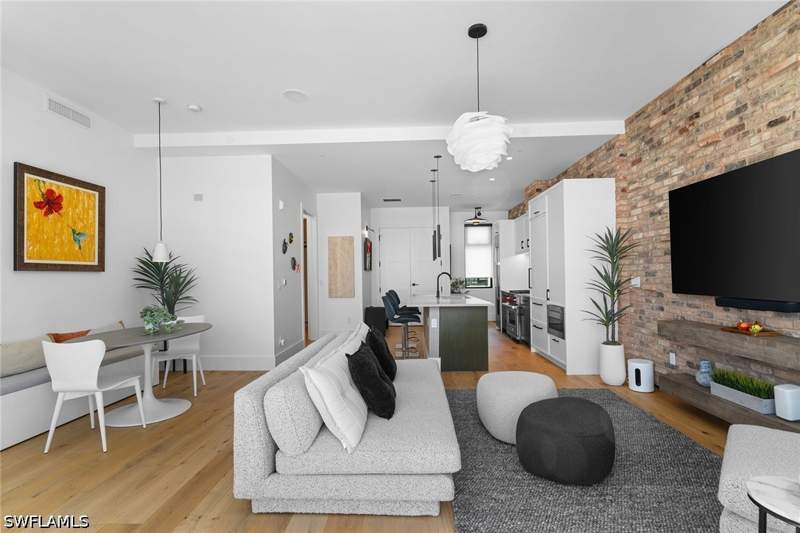 2 bedroom Condominium at 850 Central Ave 311, Eight Fifty Central, Naples — photo 3