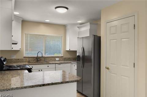 8093 Caloosa Rd, Fort Myers FL - photo 18 of 39