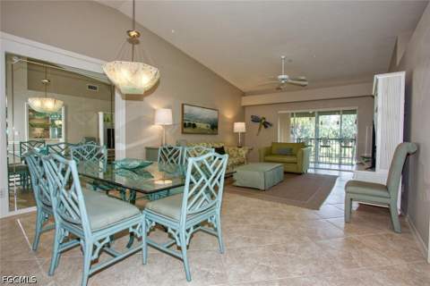 8083 Queen Palm Ln 425, Fort Myers FL - photo 7 of 50