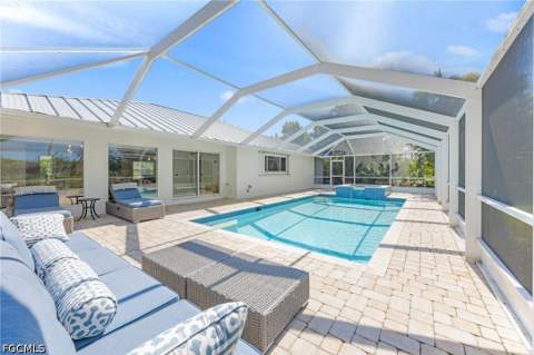 283 Palm Lake Dr, Sanibel FL - photo 12 of 43