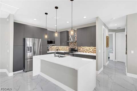 2827 SW 32nd St, Cape Coral FL - photo 10 of 42