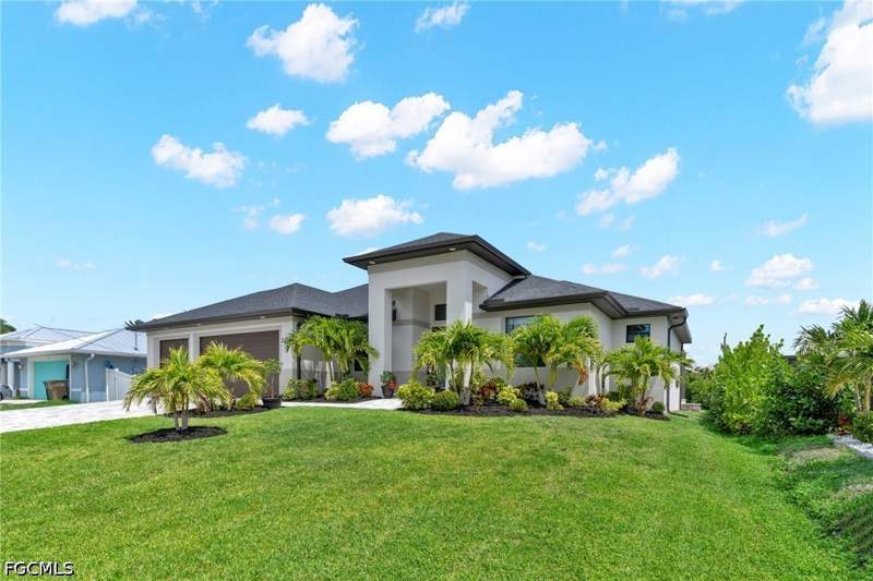 4 bedroom SingleFamilyResidence at 2827 SW 32nd St, Cape Coral, Cape Coral — photo 2