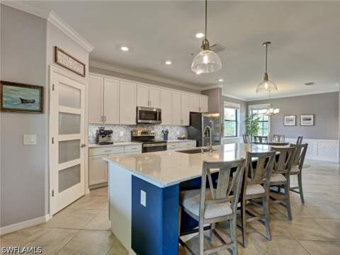 2359 Montserrat Ln 202, Naples FL - photo 18 of 50