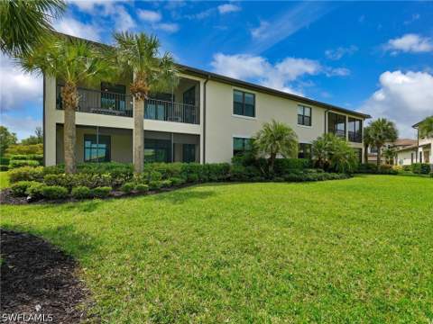 2359 Montserrat Ln 202, Naples FL - photo 6 of 50