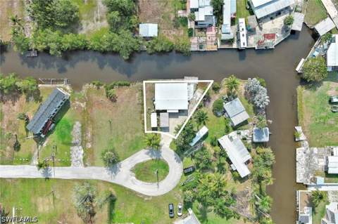 112 Cardinal Ct, Everglades City FL - photo 10 of 25