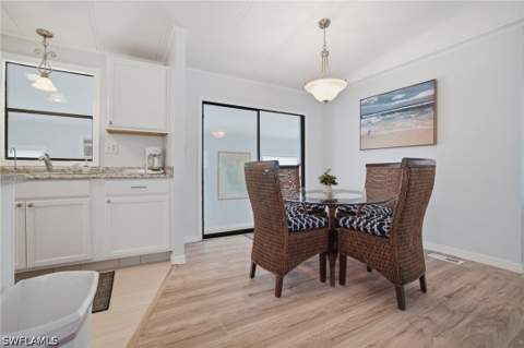 112 Cardinal Ct, Everglades City FL - photo 7 of 25