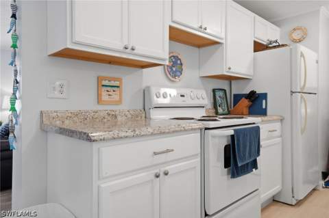 112 Cardinal Ct, Everglades City FL - photo 8 of 25
