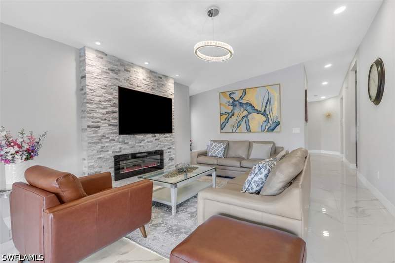 3 bedroom Condominium at 7648 Oleander Gate DR H202, PIPERS GROVE, Naples — photo 4