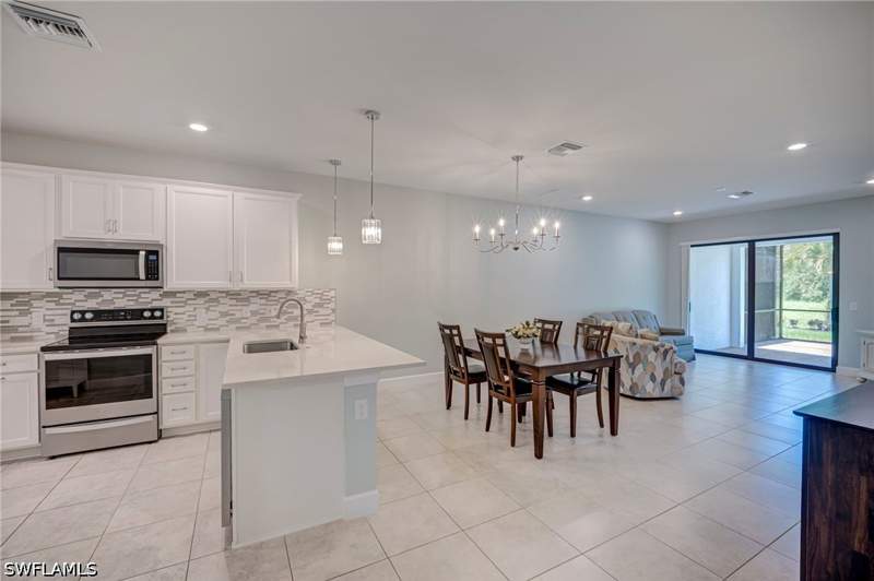2 bedroom Attached at 5897 Mayflower Way, Del Webb, Ave Maria — photo 4
