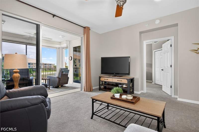 2 bedroom Condominium at 9190 Southmont Cv 202, Southmont Cove, Fort Myers — photo 5