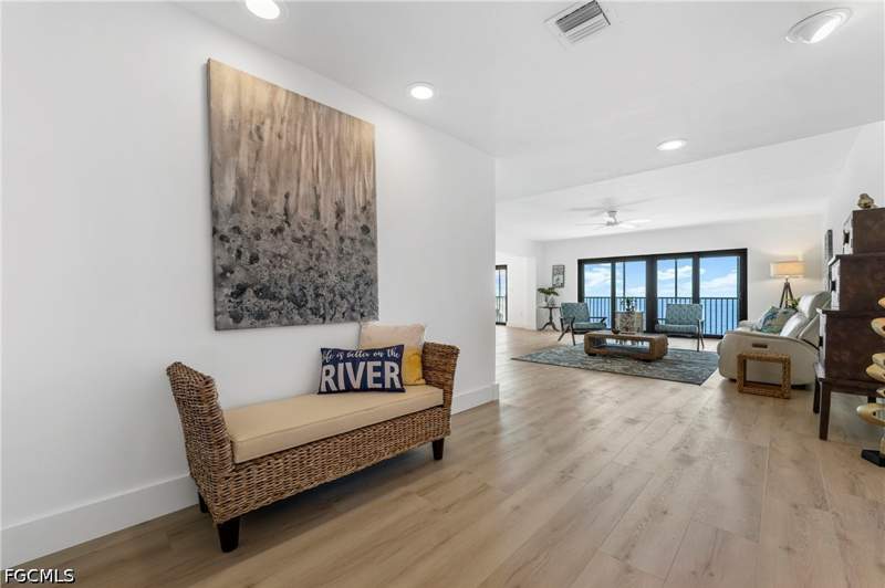 3 bedroom Condominium at 1920 Virginia Ave 601, Pointe Royale, Fort Myers — photo 4