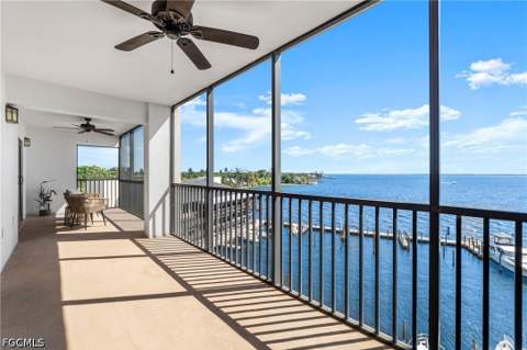 1920 Virginia Ave 601, Fort Myers FL - photo 6 of 33