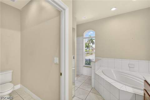 7930 Sandel Wood Cir W, Fort Myers FL - photo 21 of 37