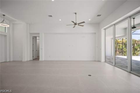 2304 SW 38th Ter, Cape Coral FL - photo 17 of 43