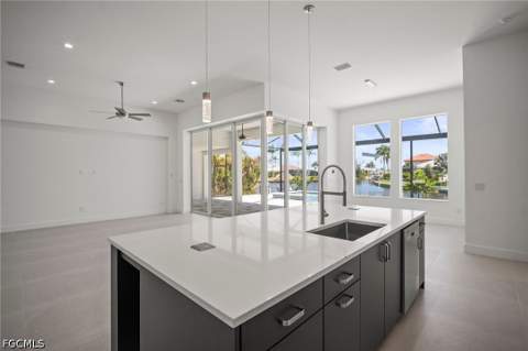 2304 SW 38th Ter, Cape Coral FL - photo 22 of 43