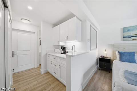 900 Broad Ave S 117, Naples FL - photo 20 of 43