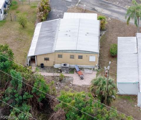 265 Fireball Ln, North Fort Myers FL - photo 11 of 37