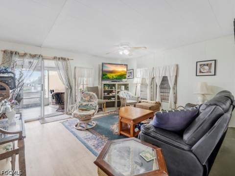 265 Fireball Ln, North Fort Myers FL - photo 17 of 37
