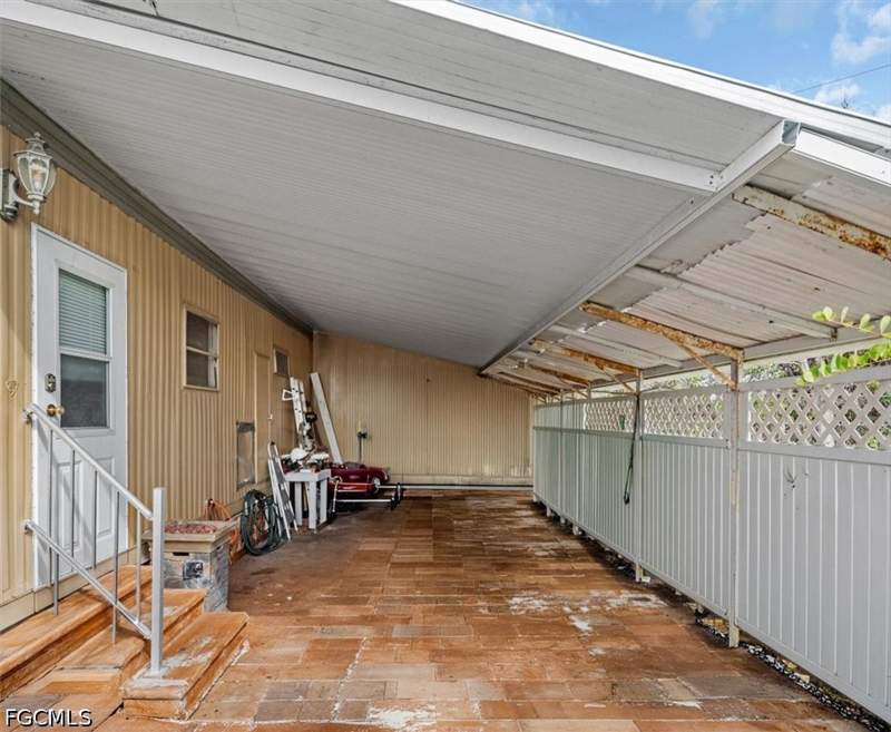 2 bedroom ManufacturedHome at 265 Fireball Ln, Mobile Manor, North Fort Myers — photo 5