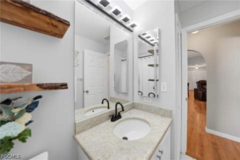 515 Gleason Pkwy, Cape Coral FL - photo 15 of 33