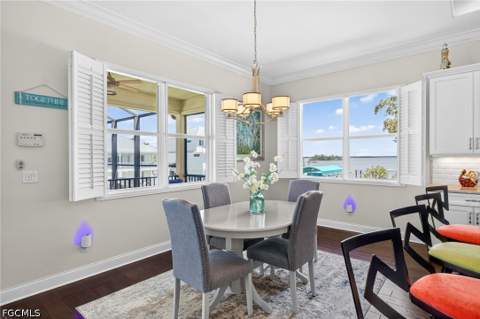 243 Driftwood Ln, Fort Myers Beach FL - photo 11 of 40