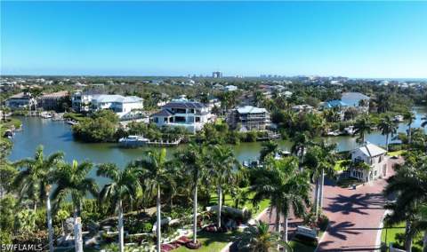 219 Bayfront Dr, Bonita Springs FL - photo 9 of 48