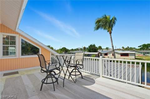 421 Connecticut St, Fort Myers Beach FL - photo 19 of 40