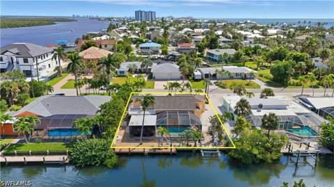 421 Connecticut St, Fort Myers Beach FL - photo 22 of 40