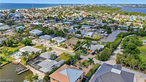 421 Connecticut St, Fort Myers Beach FL - photo 23 of 40