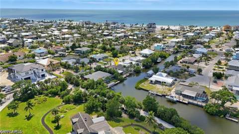 421 Connecticut St, Fort Myers Beach FL - photo 24 of 40