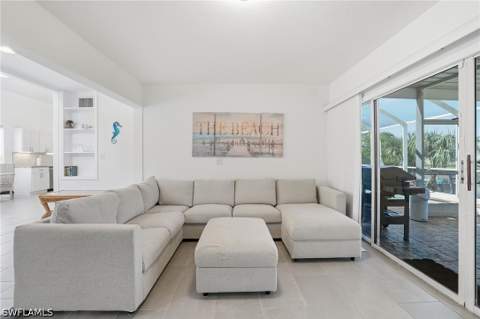 421 Connecticut St, Fort Myers Beach FL - photo 6 of 40