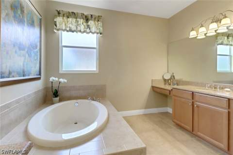 2165 Vardin Pl, Naples FL - photo 19 of 34