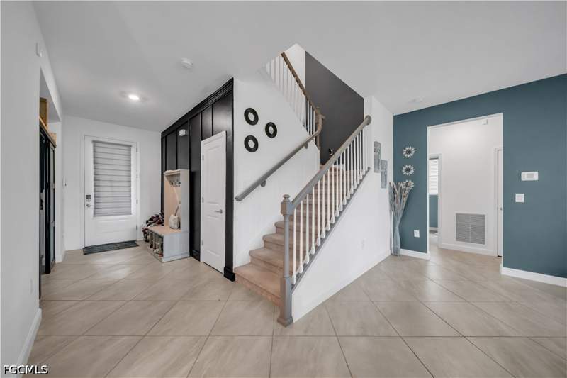 4 bedroom SingleFamilyResidence at 11191 Timber Creek Dr, Timber Creek, Fort Myers — photo 3