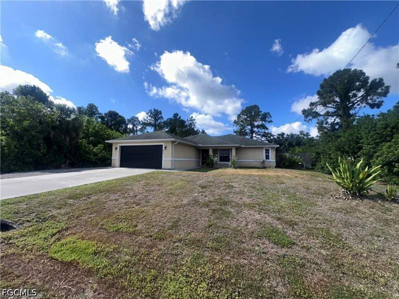 3 bedroom SingleFamilyResidence at 2905 20th ST W, LEHIGH ACRES, Lehigh Acres — photo 1