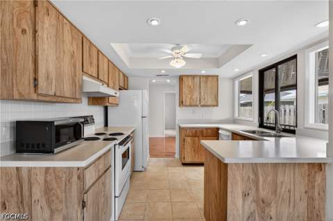 9708 Foxglove Cir, Fort Myers FL - photo 6 of 46