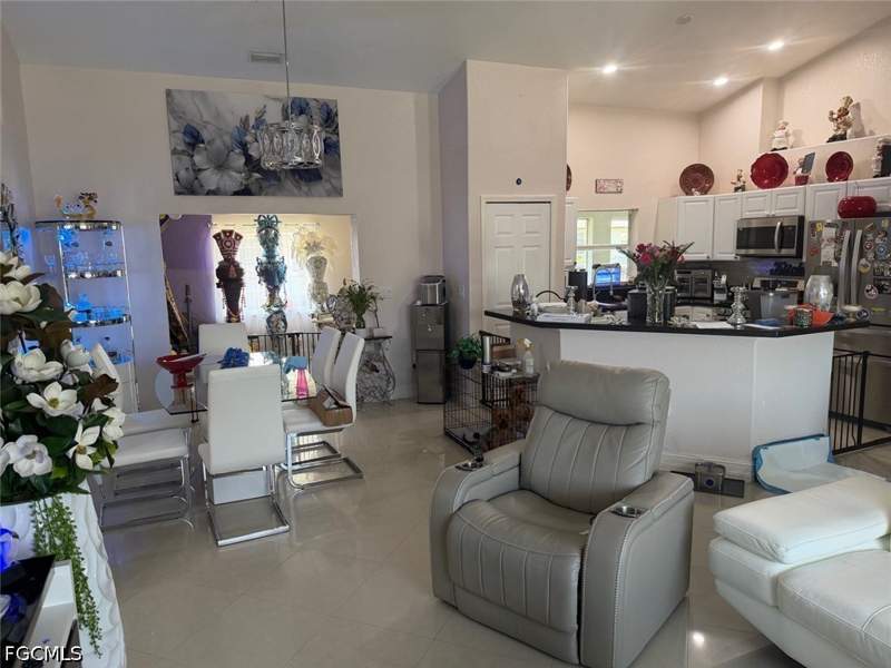 4 bedroom SingleFamilyResidence at 3502 20th St SW, Lehigh Acres, Lehigh Acres — photo 3