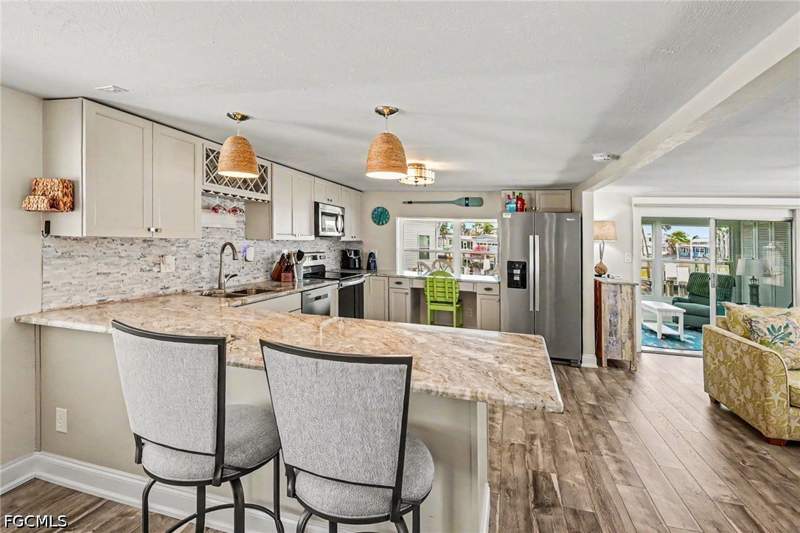 2 bedroom ManufacturedHome at 17540 Peppard Dr, Bayside Estates, Fort Myers Beach — photo 5