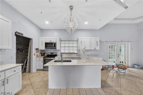 614 Jackson Ave, Lehigh Acres FL - photo 7 of 25