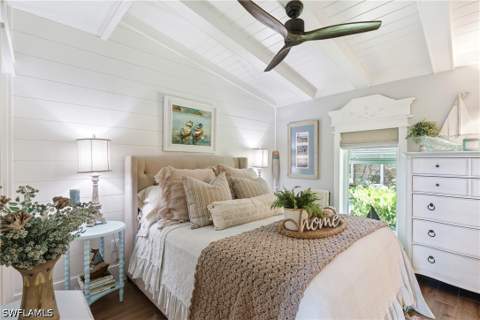 840 Myrtle Ter, Naples FL - photo 23 of 49