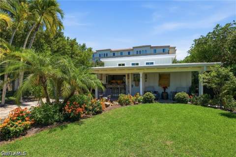 840 Myrtle Ter, Naples FL - photo 8 of 49