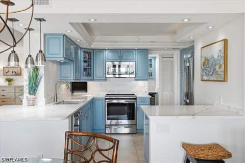 2400 Gulf Shore Blvd N 604, Naples FL - photo 10 of 50
