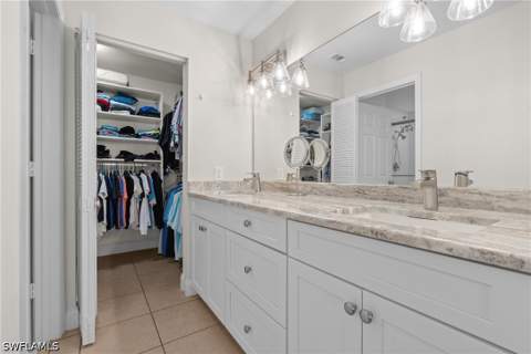 732 Woodshire Ln I5, Naples FL - photo 11 of 19