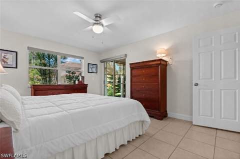 732 Woodshire Ln I5, Naples FL - photo 13 of 19