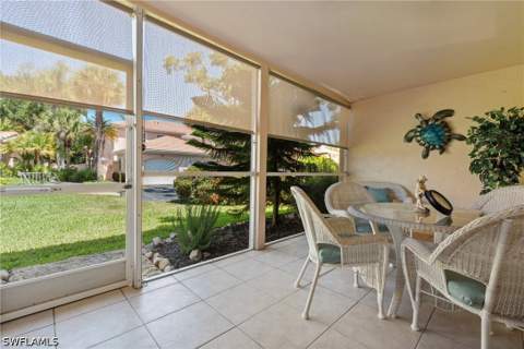 732 Woodshire Ln I5, Naples FL - photo 19 of 19