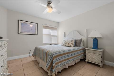 732 Woodshire Ln I5, Naples FL - photo 8 of 19