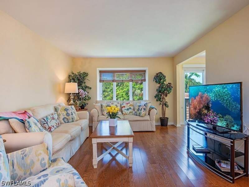 2 bedroom Condominium at 1840 Bald Eagle Dr 405C, Naples Bath And Tennis Club, Naples — photo 4