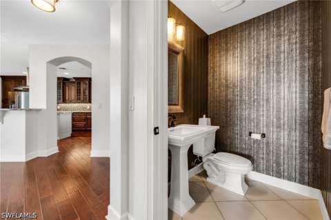 11640 Court Of Palms 301, Fort Myers FL - photo 10 of 24